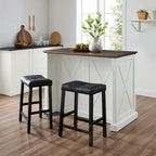 Îlot de cuisine avec tabourets de bar, comptoir en faux bois et étagères réglables