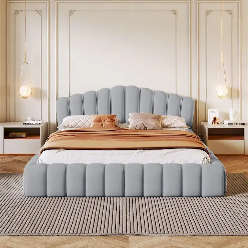 Lit Queen avec revêtement en velours et tête de lit en forme de coquille, 227 kg