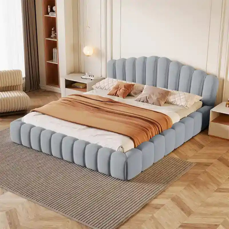 Lit Queen avec revêtement en velours et tête de lit en forme de coquille, 227 kg