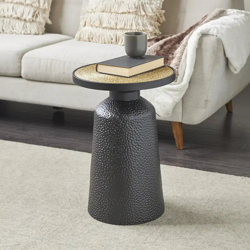 Table d'appoint en métal noir fabriquée à la main avec plateau en corde, style bohème